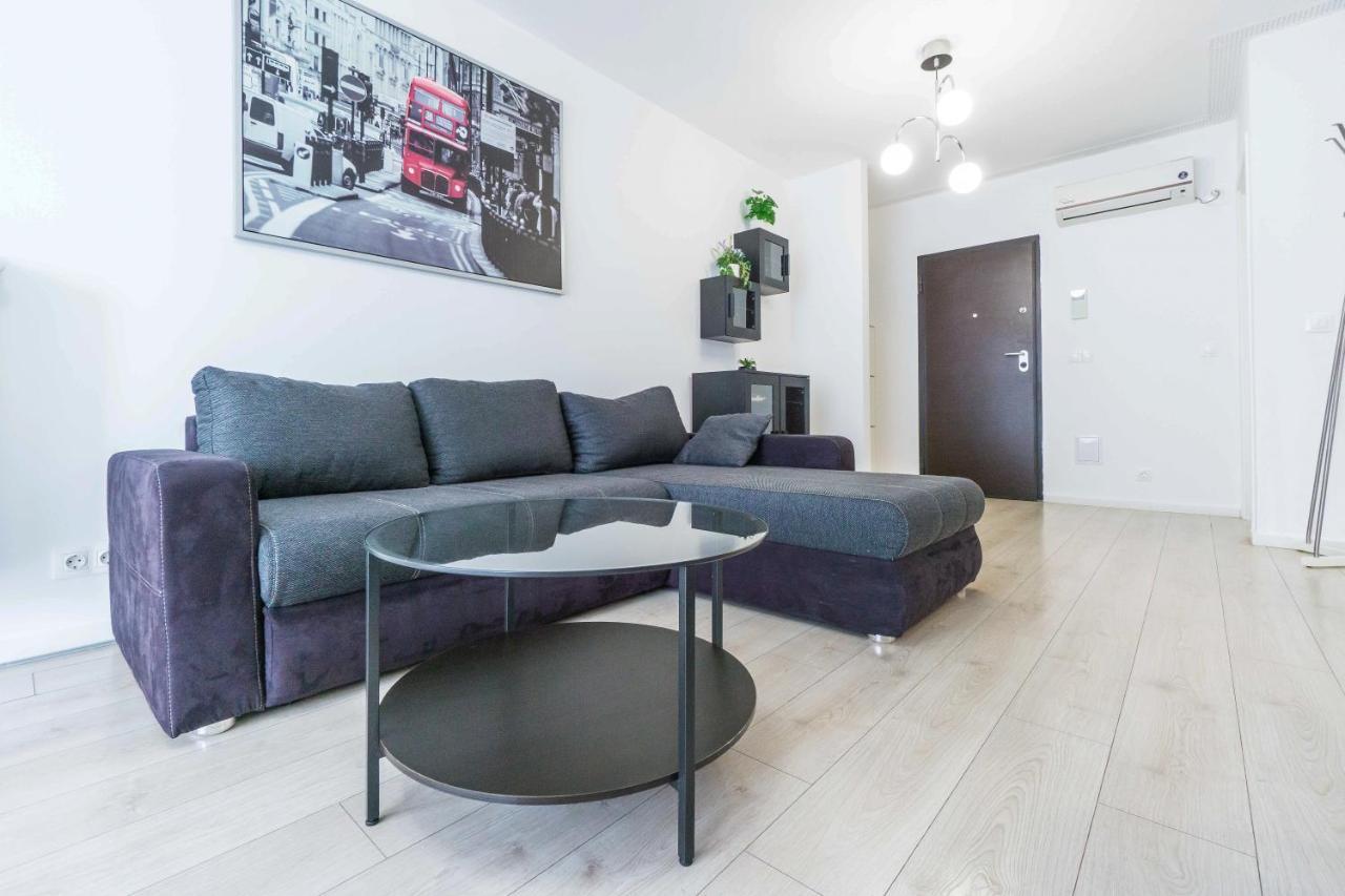 Apartament Purple Luxury Aviatiei Bukareszt Zewnętrze zdjęcie